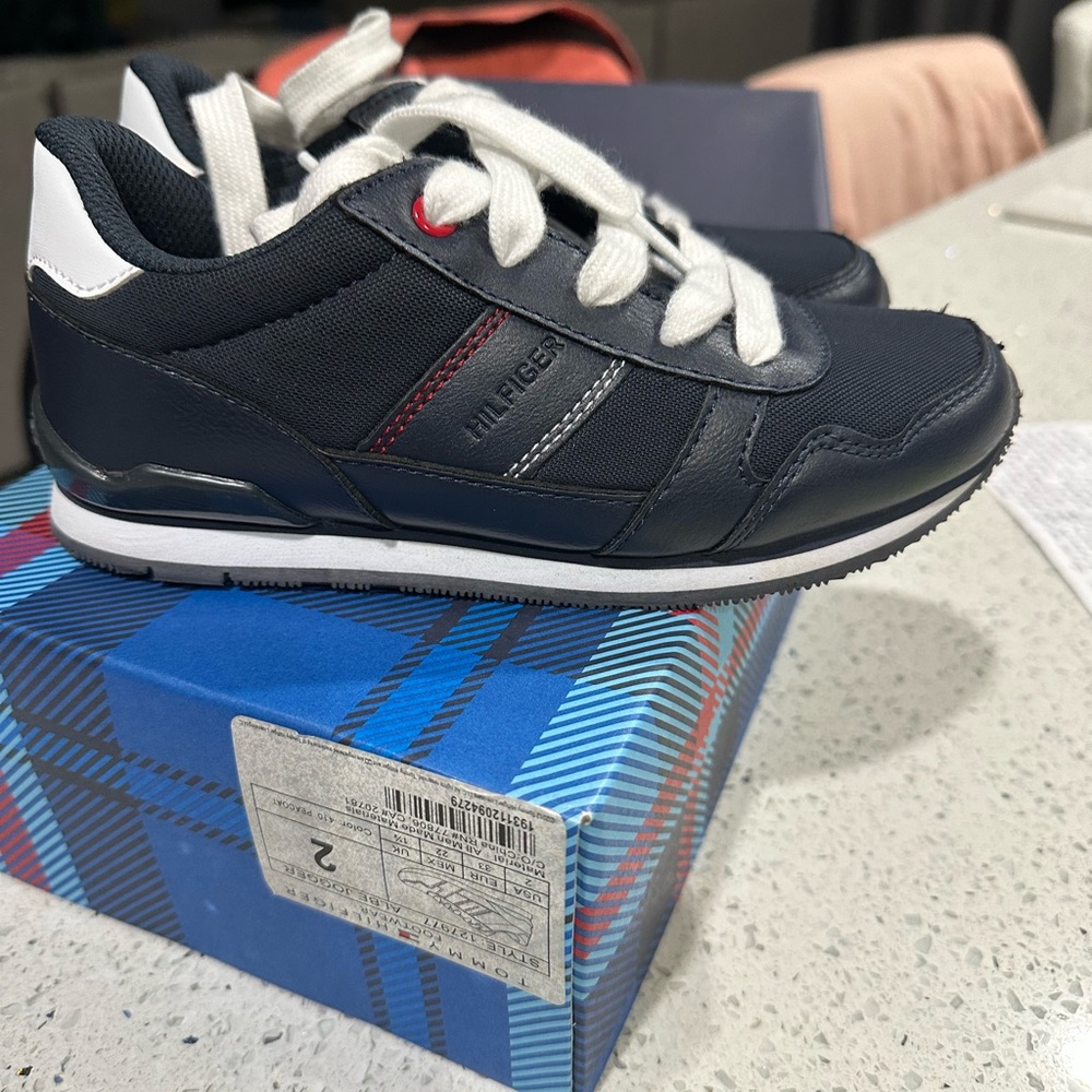Boys Tommy Hilfiger Sneakers Size 2